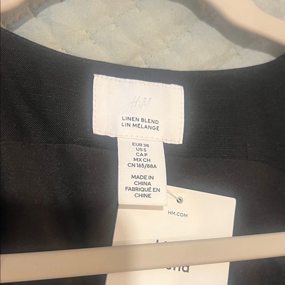 H&M Black Sleeveless vest size EUR38 - Picture 3 of 3